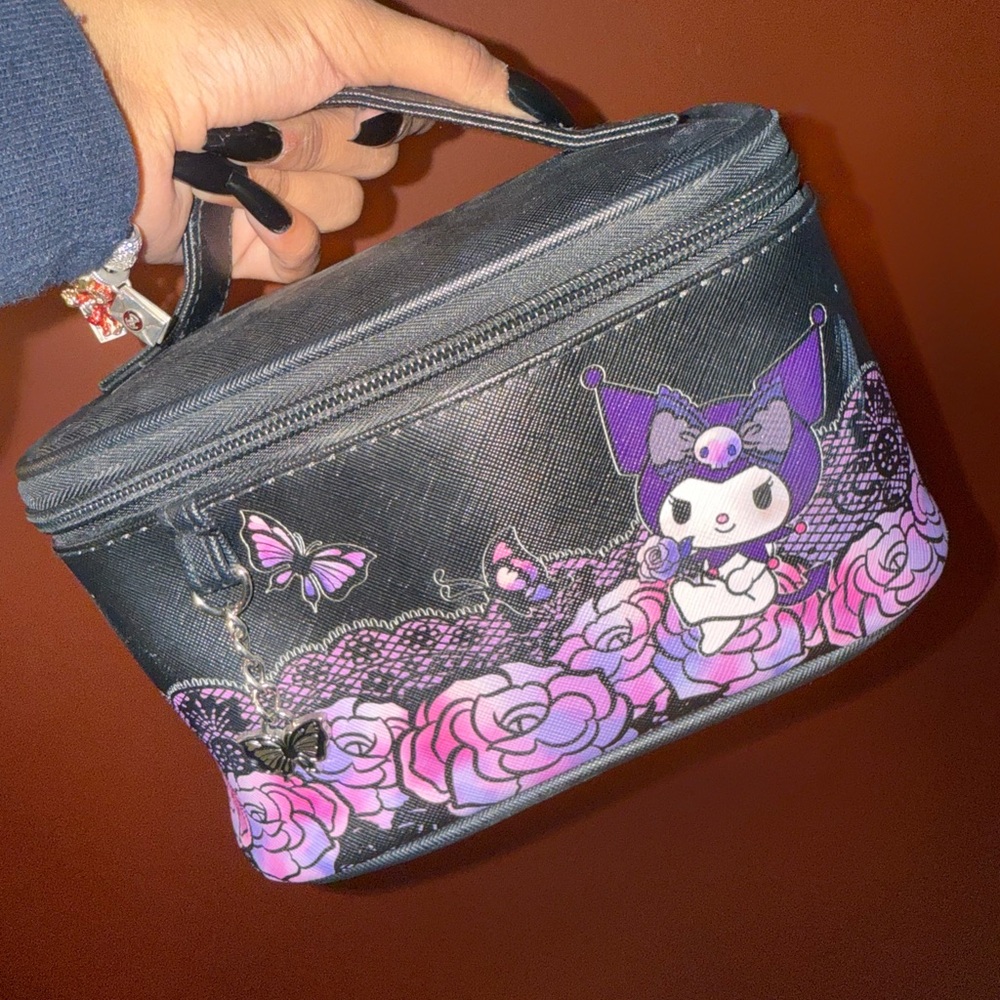 Hot topic kuromi makeup bag